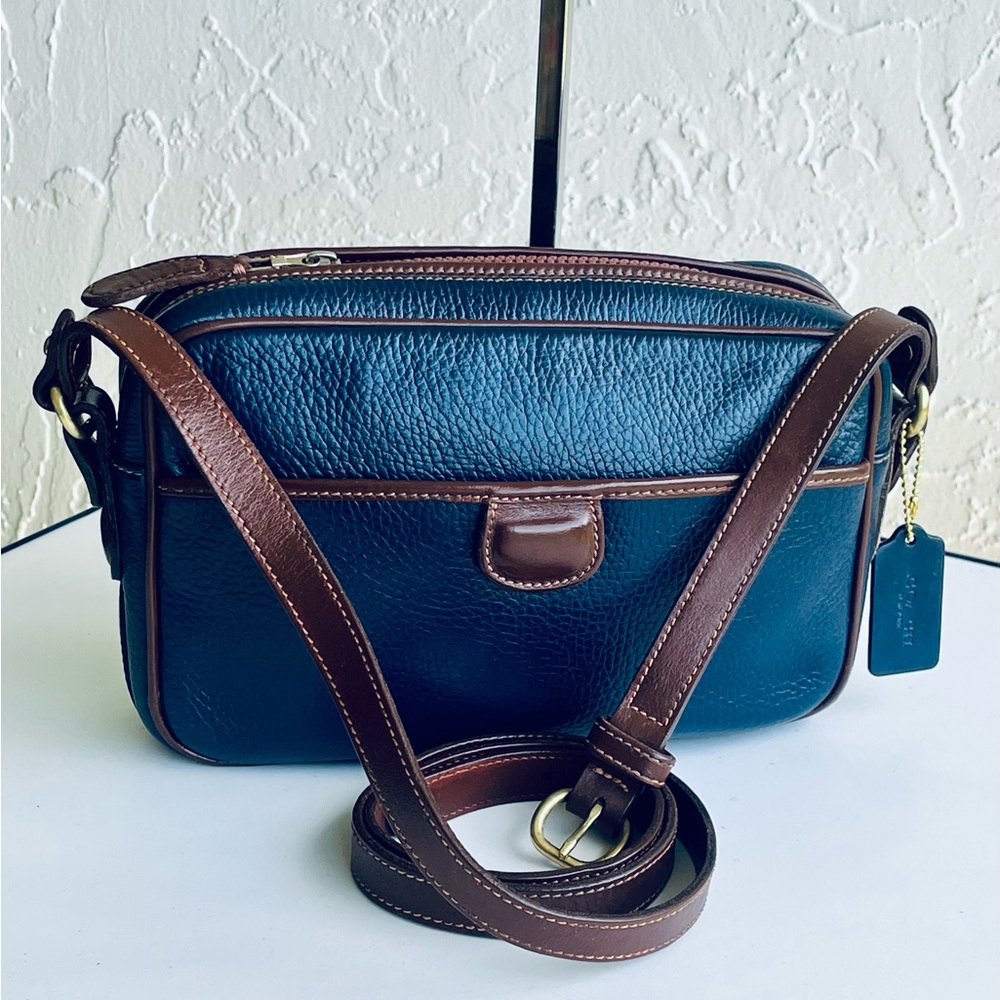 ♦️HOST PICK♦️ VINTAGE COACH SHERIDAN CHARLESTON NAVY BLUE BROWN LEATHER TRIM